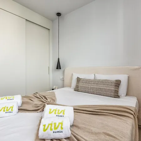 Vivi Homes - Terra Higueron Luxury, Terrace & Pool Apartman *