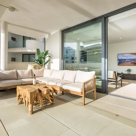 Vivi Homes - Terra Higueron Luxury, Terrace & Pool Apartman Fuengirola