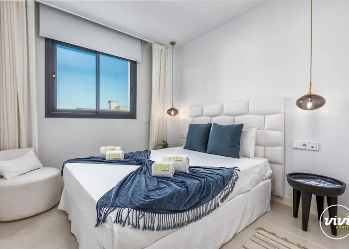 アパート Vivi Homes - Terra Higueron Luxury, Terrace & Pool