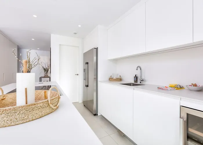 アパート Vivi Homes - Terra Higueron Luxury, Terrace & Pool フエンヒロラ