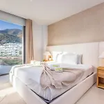 Apartment Vivi Homes - Terra Higueron Luxury, Terrace & Pool *