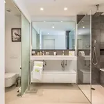 Vivi Homes - Terra Higueron Luxury, Terrace & Pool Apartment
