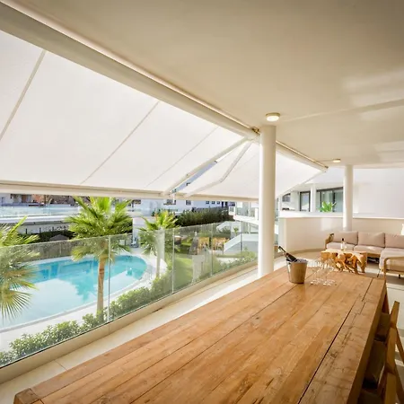 Vivi Homes - Terra Higueron Luxury, Terrace & Pool * フエンヒロラ